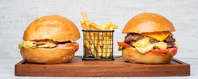 Hanker Burger photo 1